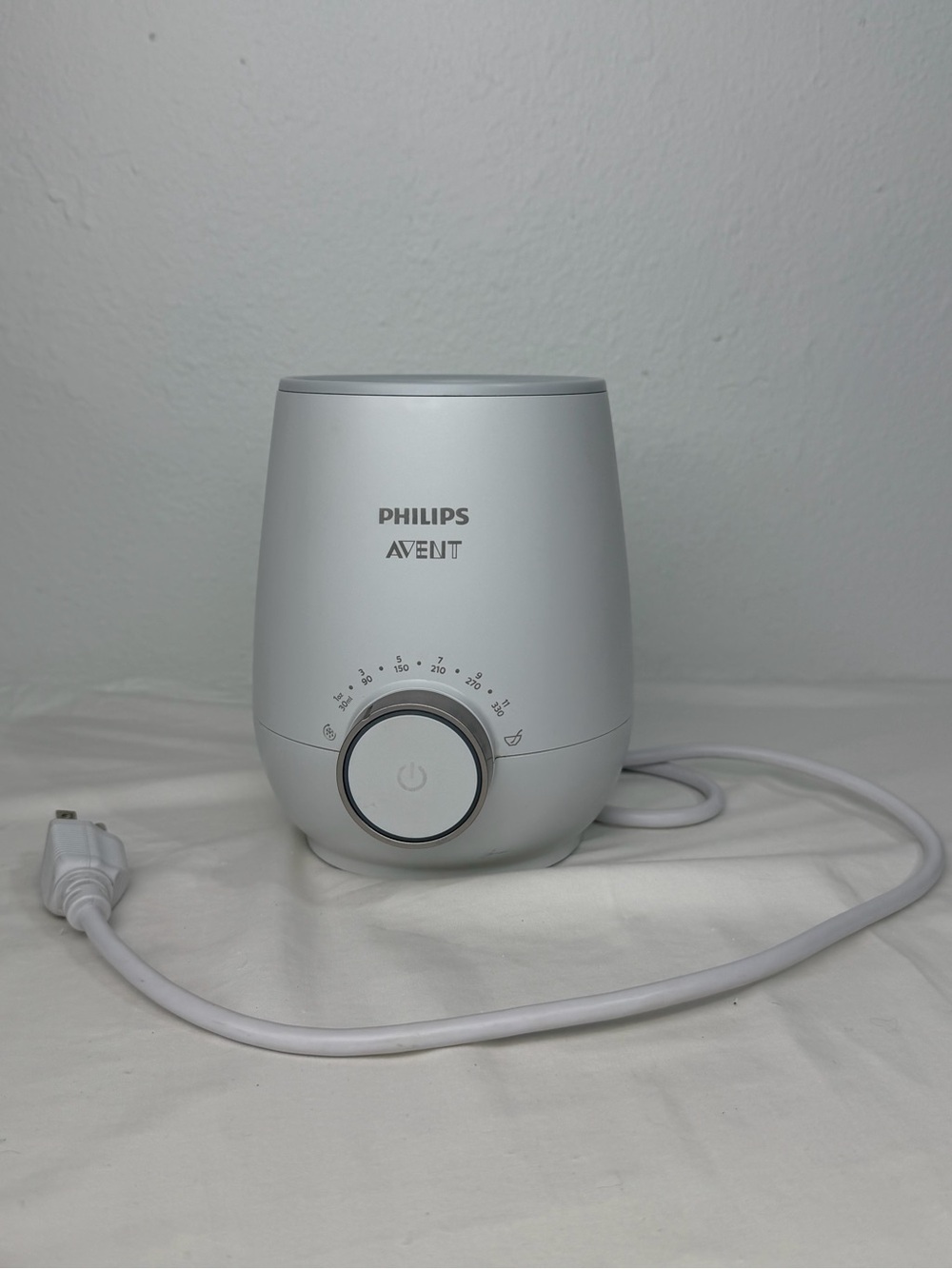 Philips Avent Electric Bottle Warmer in Light Gray